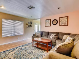 Photo #5: 2095175 Listing