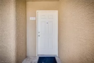 Photo #3: 2095187 Listing 