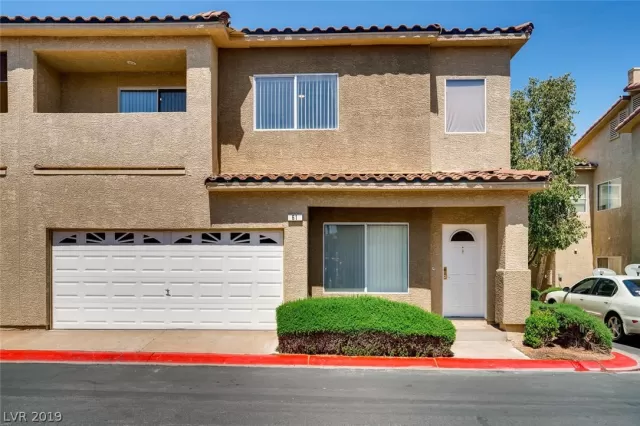 MLS: 2095227 Condo For Sale