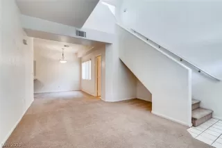 Photo #1: 2095227 Listing