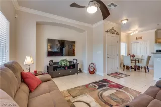 Photo #5: 2095251 Listing