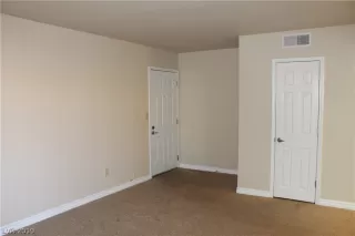 Photo #2: 2095254 Listing 