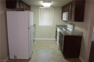 Photo #4: 2095254 Listing 