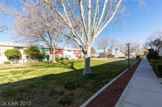 Photo #2: 2095301 Listing 