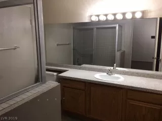 Photo #2: 2095327 Listing 