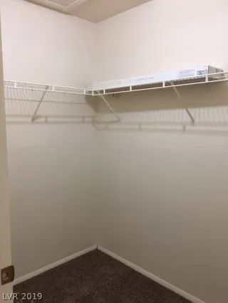 Photo #6: 2095327 Listing 