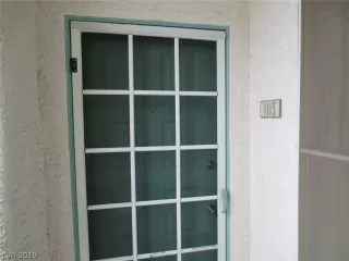 Photo #1: 2095342 Listing 