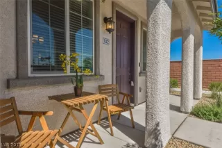 Photo #3: 2095383 Listing