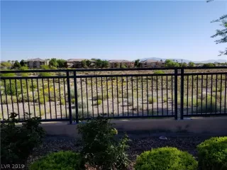 Photo #3: 2095432 Listing 