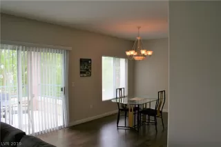 Photo #4: 2095564 Listing