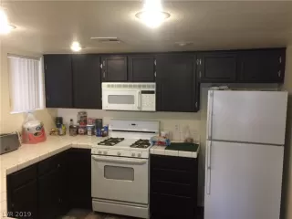 Photo #2: 2095604 Listing