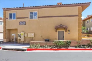 Photo #2: 2095612 Listing