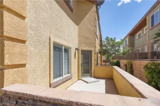 Photo #3: 2095612 Listing