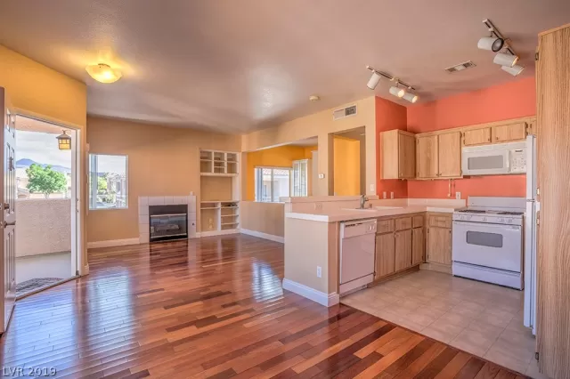 MLS: 2095659 Condo For Sale