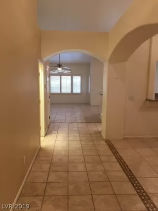 Photo #1: 2095720 Listing 