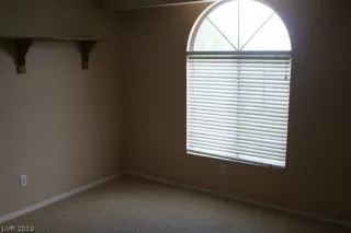 Photo #3: 2095725 Listing