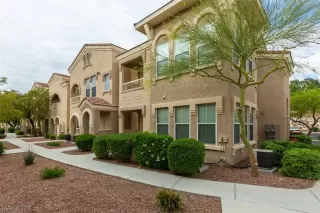 Photo #5: 2095728 Listing