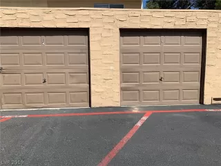 Photo #1: 2095755 Listing 