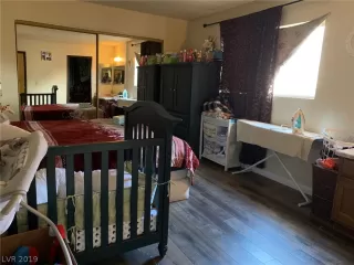 Photo #5: 2095755 Listing 