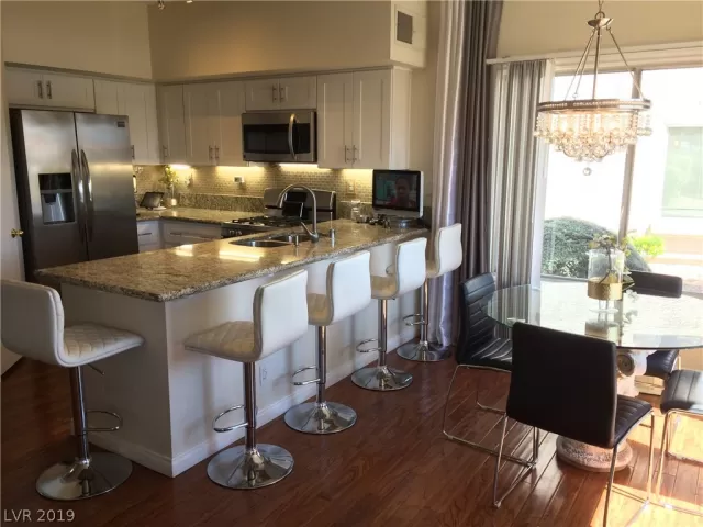 MLS: 2095778 Condo For Sale