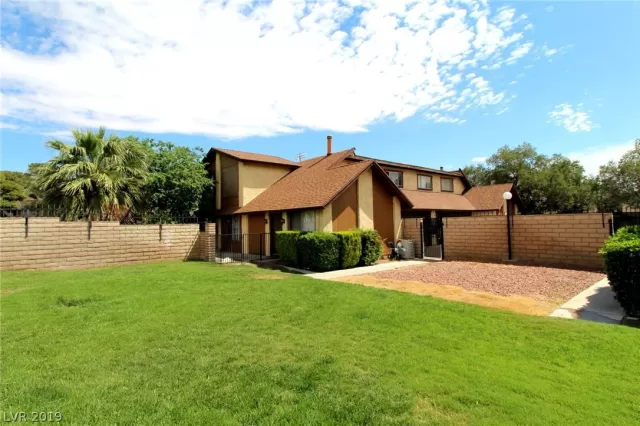 MLS: 2095793 Condo For Sale