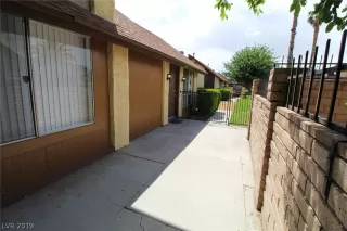 Photo #6: 2095793 Listing