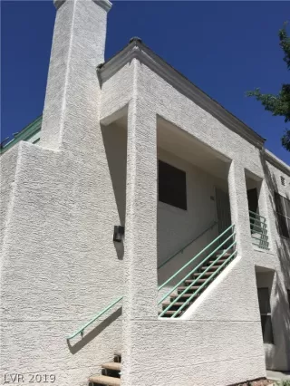 Photo #1: 2095808 Listing 