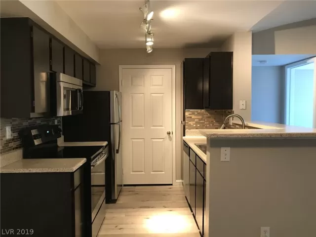MLS: 2095816 Condo For Sale