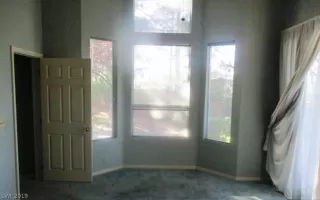 Photo #5: 2095831 Listing 