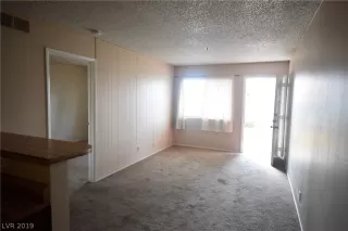 Photo #3: 2095848 Listing 