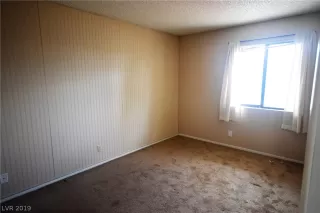 Photo #6: 2095848 Listing 