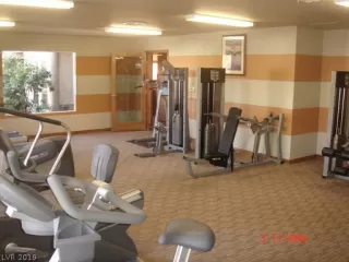 Photo #4: 2095920 Listing 