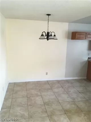 Photo #3: 2095929 Listing