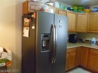 Photo #4: 2095929 Listing