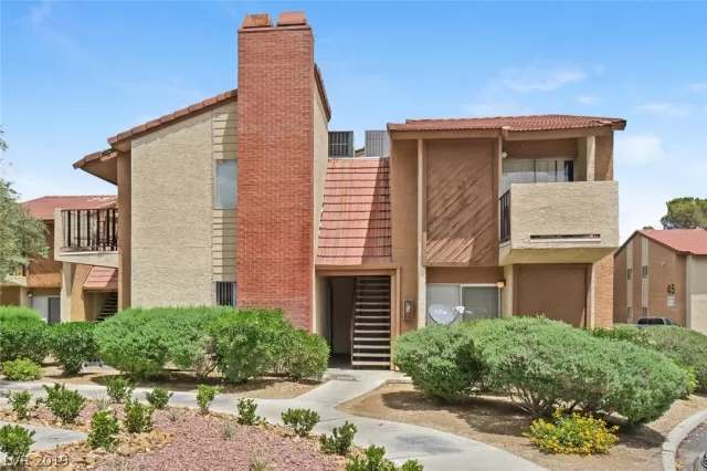 MLS: 2095941 Condo For Sale