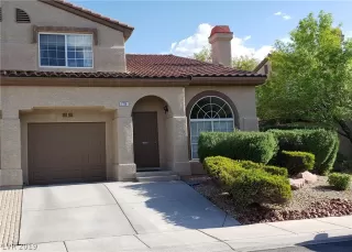 Photo #1: 2095986 Listing