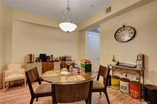 Photo #1: 2096056 Listing