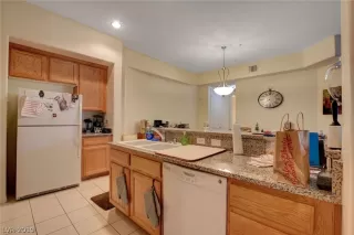 Photo #2: 2096056 Listing