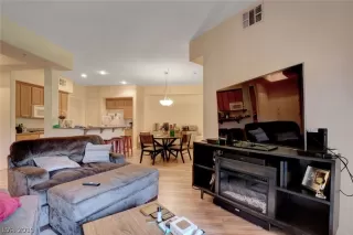 Photo #6: 2096056 Listing