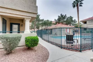 Photo #1: 2096061 Listing