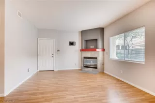 Photo #6: 2096061 Listing