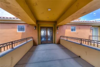 Photo #3: 2096109 Listing