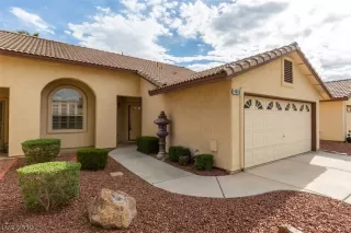 Photo #2: 2096176 Listing