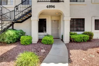 Photo #3: 2096198 Listing