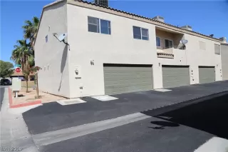 Photo #2: 2096205 Listing 