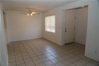 Photo #4: 2096205 Listing 