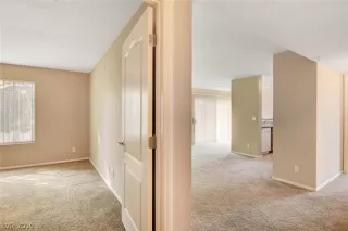 Photo #3: 2096212 Listing 