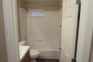 Photo #4: 2096214 Listing