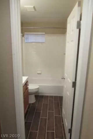 Photo #5: 2096214 Listing