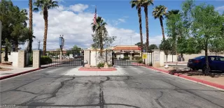 Photo #2: 2096243 Listing